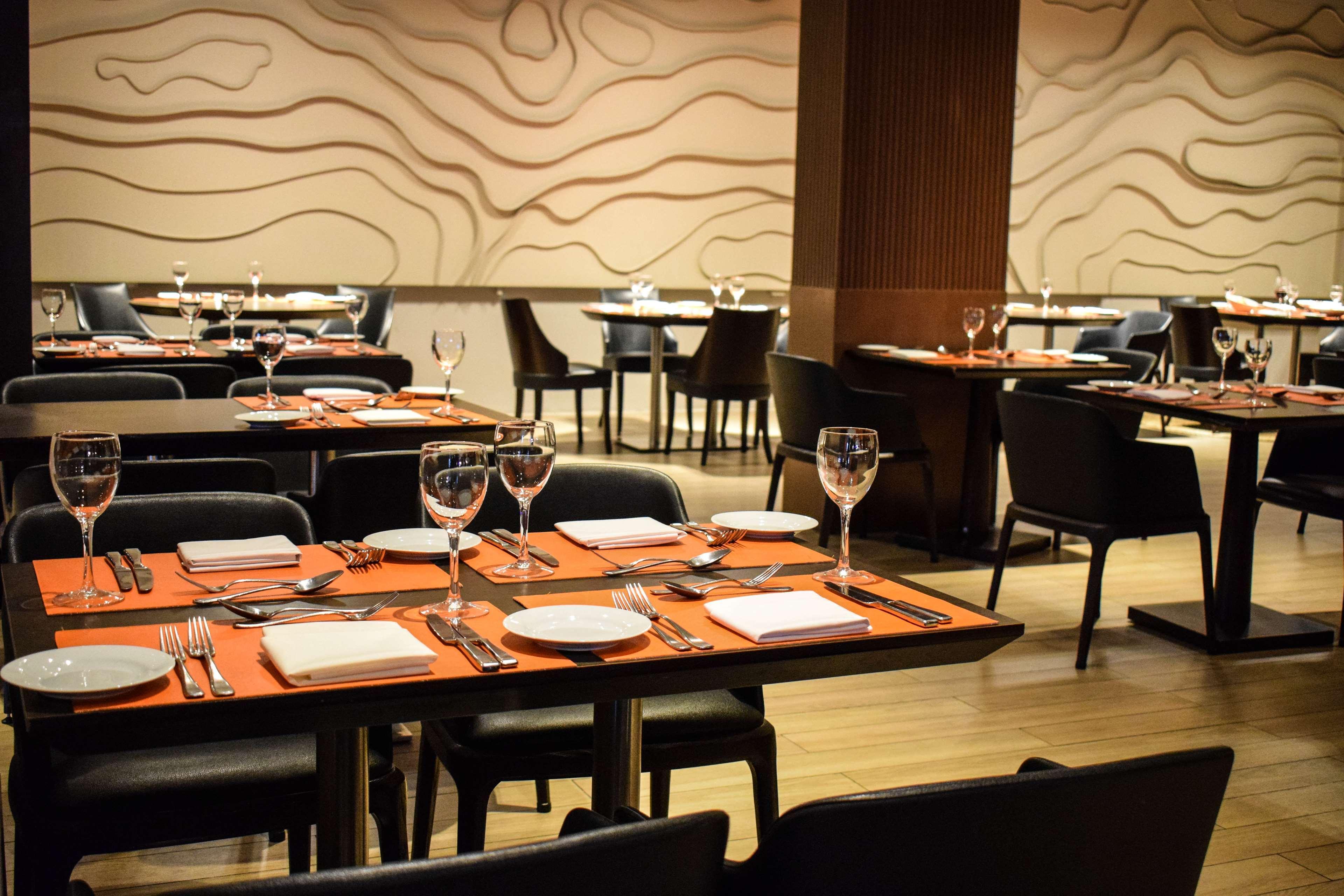 Wyndham Nordelta Tigre - Buenos Aires Ξενοδοχείο Εξωτερικό φωτογραφία The interior of the restaurant